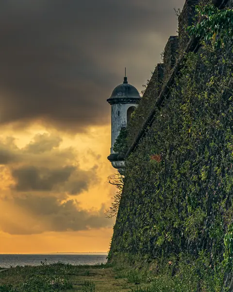 Capa da série: Fortaleza de São José e o Sol
